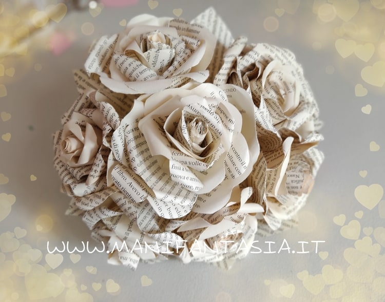 bouquet sposa rose di giornale-libro-spartiti