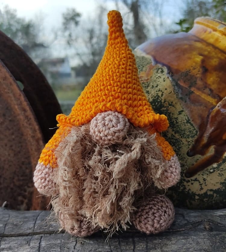 gnomo dell'autunno crochet