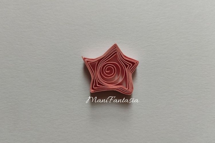 forma quilling stella a 5 punte